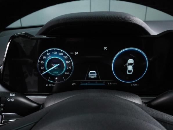 Hyundai Lafesta I Рестайлинг с пробегом 2025 года, цена 2 899 000 рублей, 6700 км, седан, Автокод Объявления