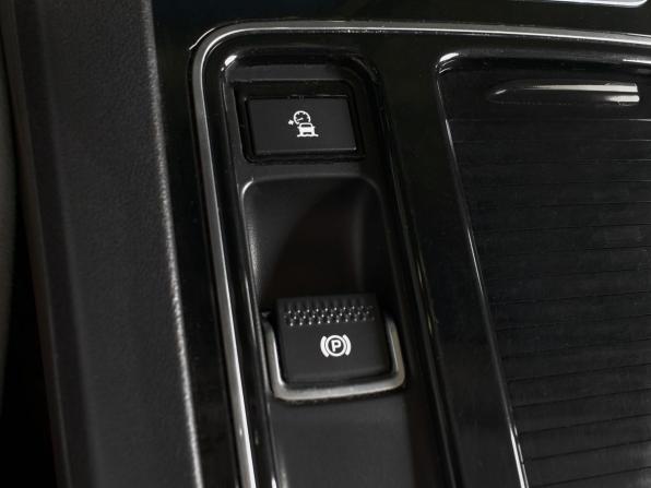 Jaguar F-Pace I с пробегом 2016 года, цена 2 375 995 рублей, 111096 км, внедорожник, Автокод Объявления