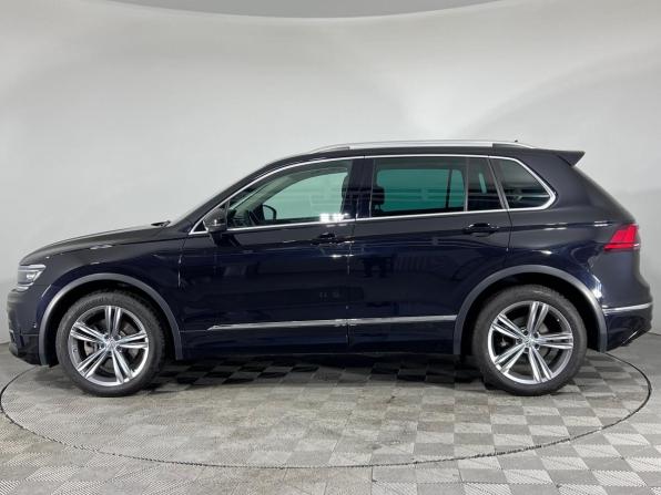 Volkswagen Tiguan II с пробегом 2018 года, цена 3 000 000 рублей, 100480 км, внедорожник, Автокод Объявления
