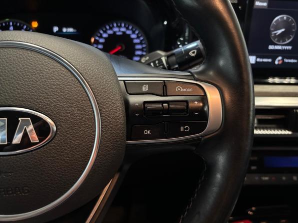 Kia K5 III с пробегом 2020 года, цена 2 419 000 рублей, 110000 км, седан, Автокод Объявления