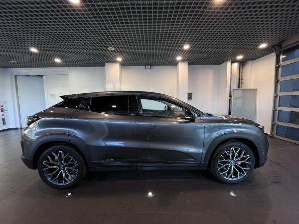 Changan UNI-T I с пробегом 2024 года, цена 2 200 000 рублей, 51176 км, внедорожник, Автокод Объявления