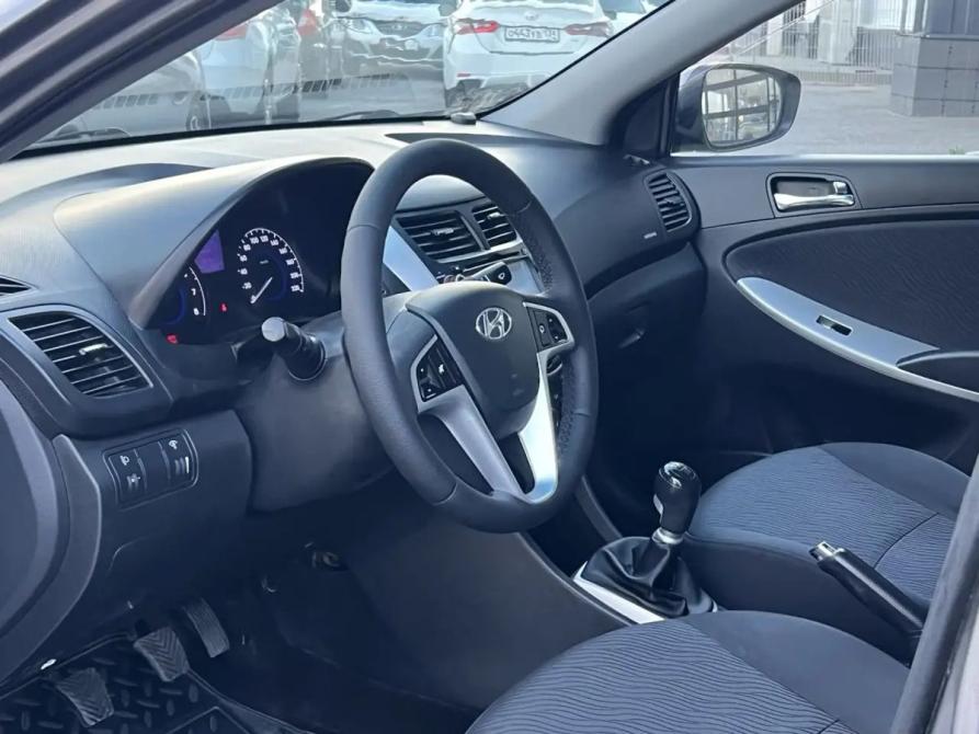 Hyundai Solaris I Волгоград  - изображение 8