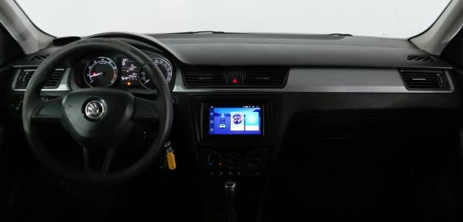 Skoda Rapid I Рестайлинг с пробегом 2018 года, цена 899 000 рублей, 125000 км, лифтбек, Автокод Объявления