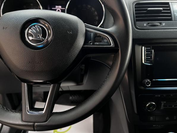 Skoda Yeti I Рестайлинг с пробегом 2015 года, цена 1 645 000 рублей, 161131 км, внедорожник, Автокод Объявления
