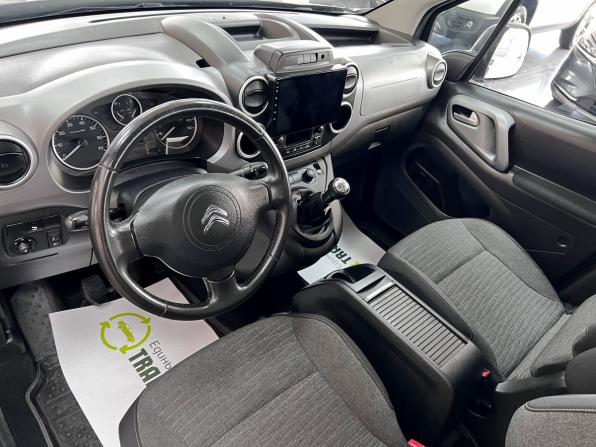 Citroen Berlingo II Рестайлинг 2 с пробегом 2017 года, цена 1 295 000 рублей, 92898 км, компактвэн, Автокод Объявления