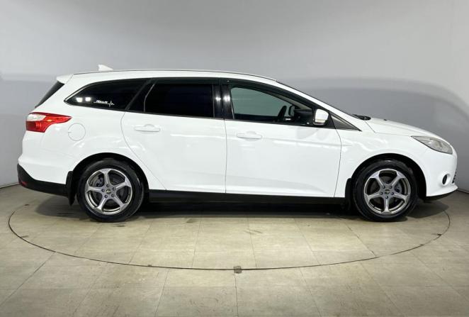 Ford Focus III с пробегом 2013 года, цена 670 000 рублей, 227239 км, универсал, Автокод Объявления