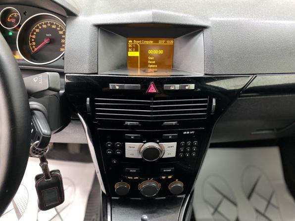 Opel Astra H Рестайлинг с пробегом 2008 года, цена 450 000 рублей, 184019 км, хэтчбек, Автокод Объявления