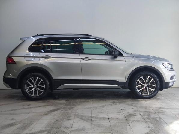 Volkswagen Tiguan II с пробегом 2018 года, цена 1 888 000 рублей, 264000 км, внедорожник, Автокод Объявления