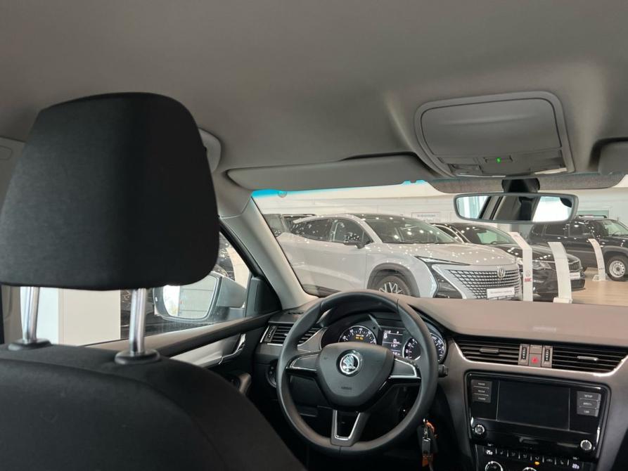 Skoda Octavia III (A7) Рестайлинг Санкт-Петербург  - изображение 19