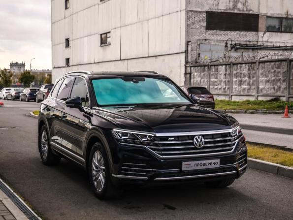 Volkswagen Touareg III с пробегом 2018 года, цена 4 300 000 рублей, 159998 км, внедорожник, Автокод Объявления