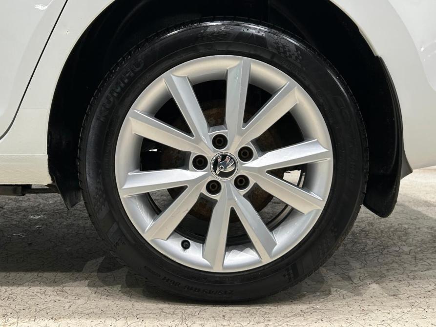 Skoda Rapid I Санкт-Петербург  - изображение 11