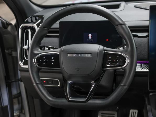 Jaecoo J7 I с пробегом 2024 года, цена 2 547 960 рублей, 18273 км, внедорожник, Автокод Объявления