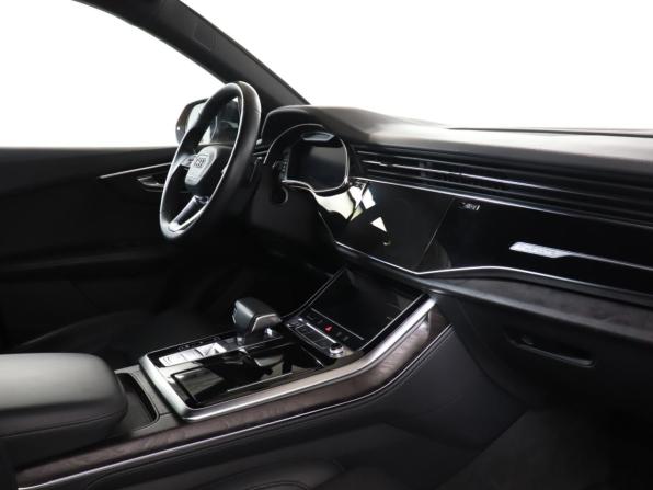 Audi Q8 I (4M) с пробегом 2018 года, цена 6 299 000 рублей, 58339 км, внедорожник, Автокод Объявления