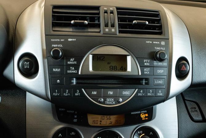 Toyota RAV4 III (XA30) с пробегом 2007 года, цена 1 299 000 рублей, 102478 км, внедорожник, Автокод Объявления