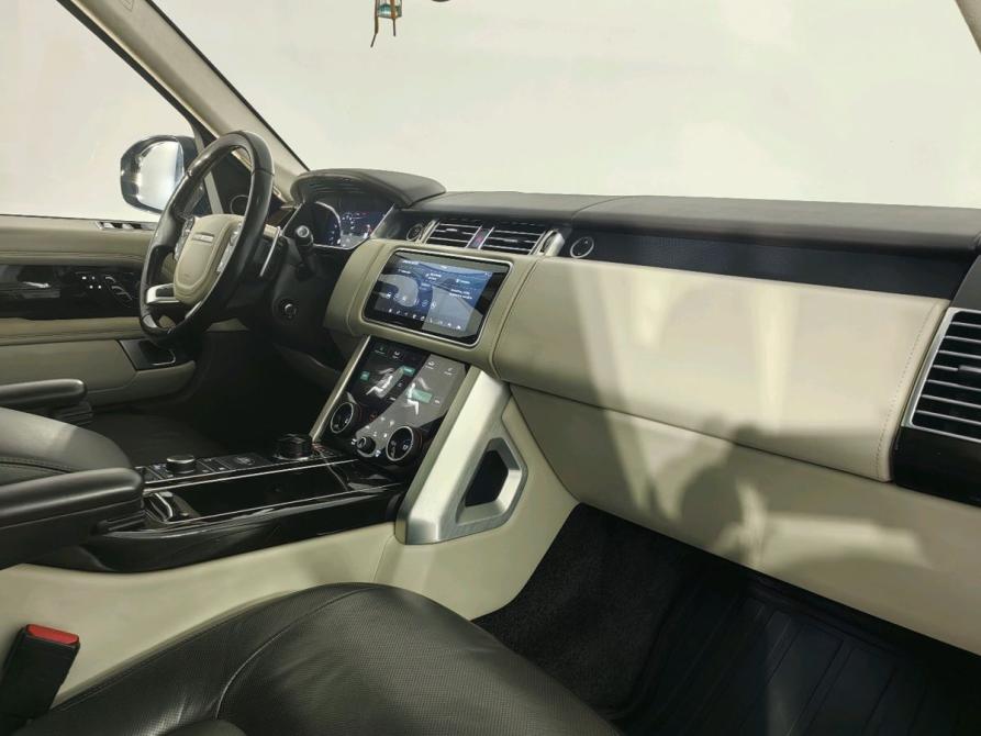 Land Rover Range Rover IV Рестайлинг Санкт-Петербург  - изображение 17