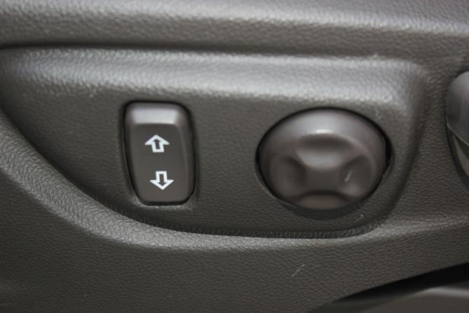Opel Mokka I с пробегом 2012 года, цена 1 177 000 рублей, 131437 км, внедорожник, Автокод Объявления