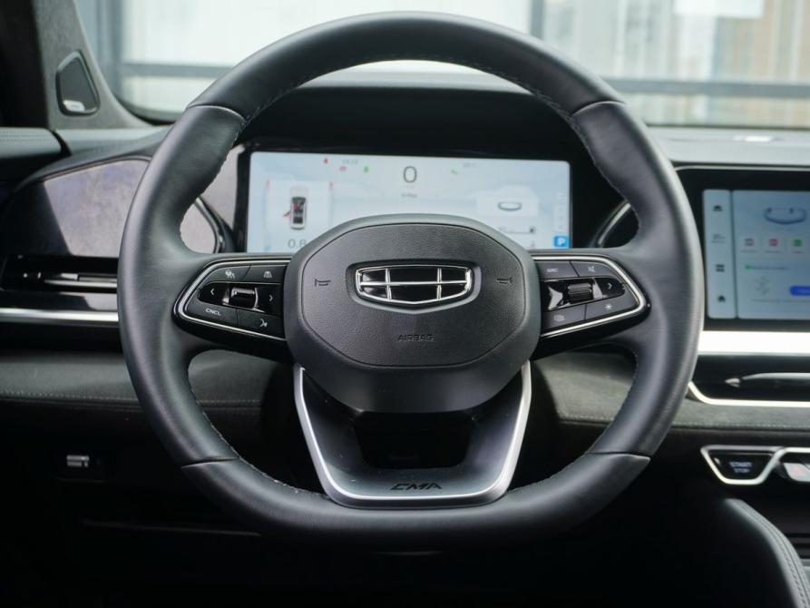 Geely Monjaro I Москва  - изображение 14