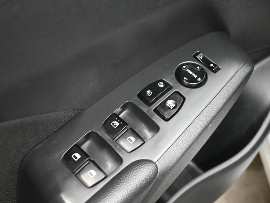 Hyundai Solaris II Екатеринбург  - изображение 12