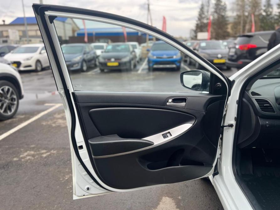 Hyundai Solaris I Рестайлинг Альметьевск  - изображение 9