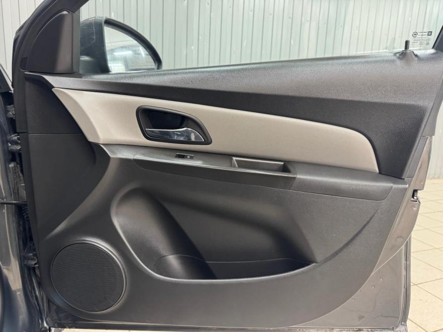 Chevrolet Cruze I Рестайлинг Магнитогорск  - изображение 15