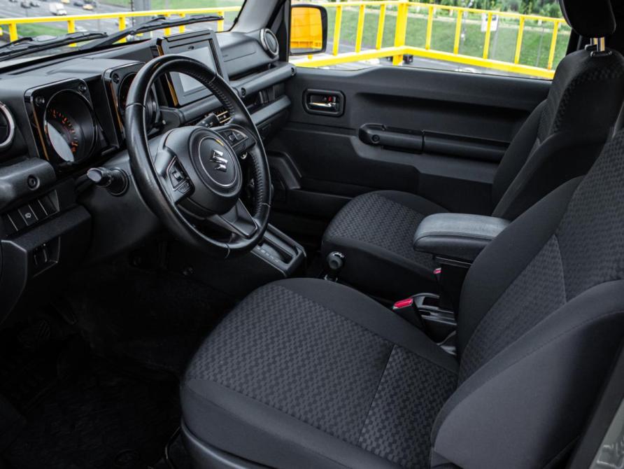Suzuki Jimny IV Москва  - изображение 11