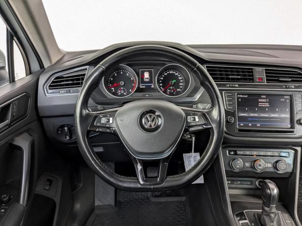 Volkswagen Tiguan II с пробегом 2017 года, цена 1 850 000 рублей, 182181 км, внедорожник, Автокод Объявления