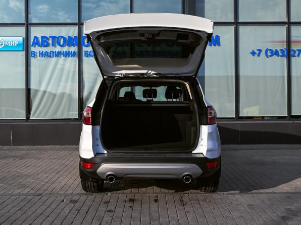 Ford Kuga II Рестайлинг с пробегом 2017 года, цена 1 669 000 рублей, 174756 км, внедорожник, Автокод Объявления