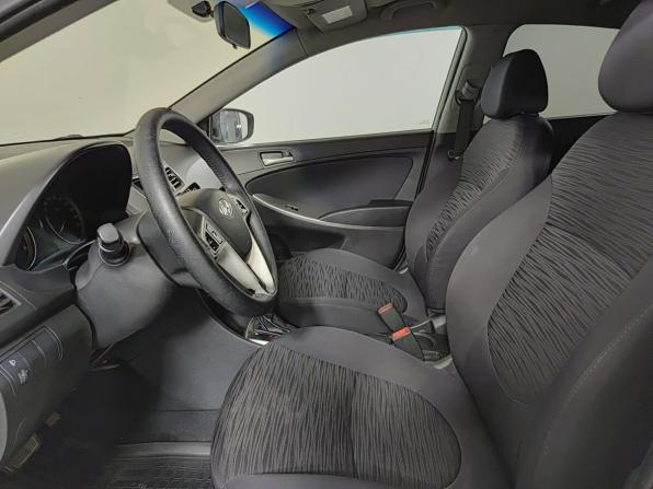 Hyundai Solaris I Рестайлинг с пробегом 2015 года, цена 685 000 рублей, 216000 км, седан, Автокод Объявления