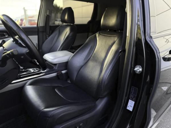 Kia Carnival IV с пробегом 2022 года, цена 3 060 000 рублей, 179500 км, минивэн, Автокод Объявления