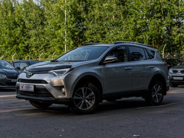 Toyota RAV4 IV (XA40) Рестайлинг с пробегом 2018 года, цена 2 020 000 рублей, 196951 км, внедорожник, Автокод Объявления
