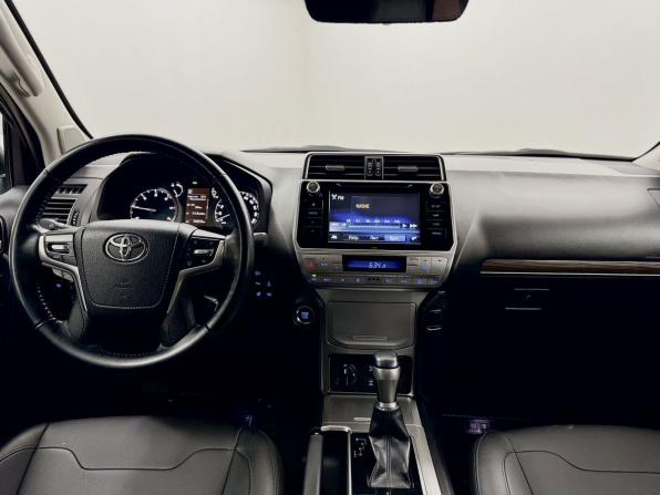 Toyota Land Cruiser Prado 150 Series Рестайлинг 2 с пробегом 2018 года, цена 5 580 000 рублей, 74073 км, внедорожник, Автокод Объявления