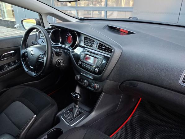 Kia Ceed II с пробегом 2013 года, цена 849 000 рублей, 233032 км, универсал, Автокод Объявления