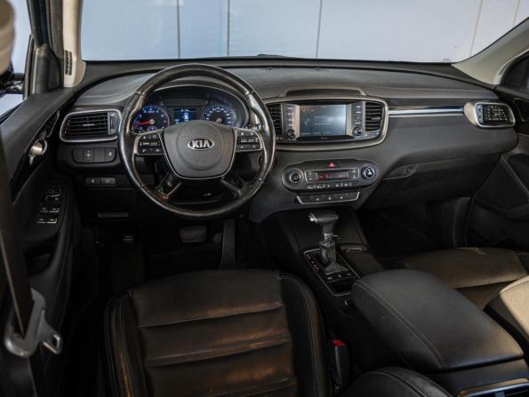 Kia Sorento III Prime Рестайлинг с пробегом 2019 года, цена 2 400 000 рублей, 174954 км, внедорожник, Автокод Объявления