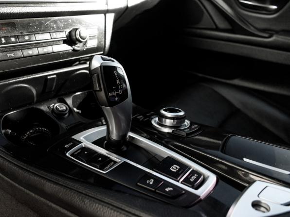 BMW 5 серии VI (F10/F11/F07) Рестайлинг с пробегом 2013 года, цена 1 480 000 рублей, 343907 км, седан, Автокод Объявления