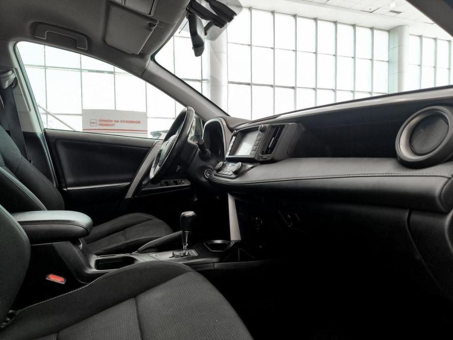 Toyota RAV4 IV (XA40) Рестайлинг Казань  - изображение 13