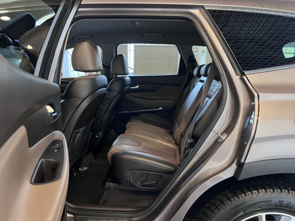 Hyundai Santa Fe IV с пробегом 2019 года, цена 2 790 000 рублей, 108999 км, внедорожник, Автокод Объявления