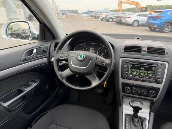 Skoda Octavia II (A5) Рестайлинг с пробегом 2010 года, цена 665 000 рублей, 210000 км, лифтбек, Автокод Объявления