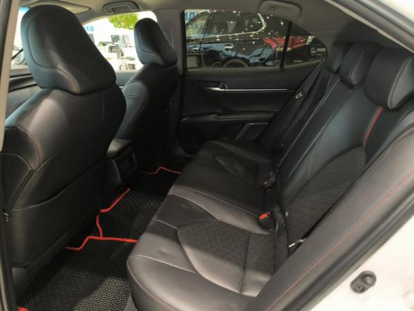 Toyota Camry VIII (XV70) Рестайлинг с пробегом 2021 года, цена 3 299 000 рублей, 55940 км, седан, Автокод Объявления
