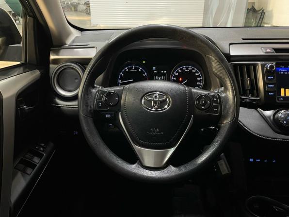 Toyota RAV4 IV (XA40) Рестайлинг с пробегом 2016 года, цена 2 030 000 рублей, 145248 км, внедорожник, Автокод Объявления
