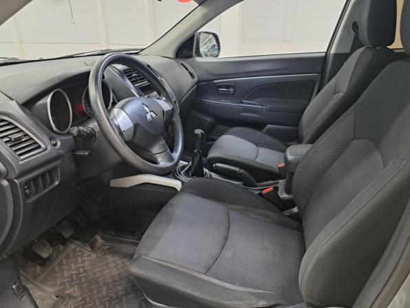 Mitsubishi ASX I с пробегом 2010 года, цена 740 000 рублей, 248193 км, внедорожник, Автокод Объявления