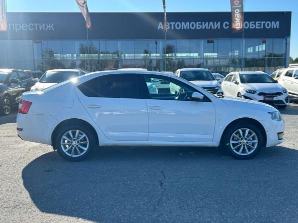 Skoda Octavia III (A7) с пробегом 2015 года, цена 1 209 000 рублей, 240000 км, лифтбек, Автокод Объявления