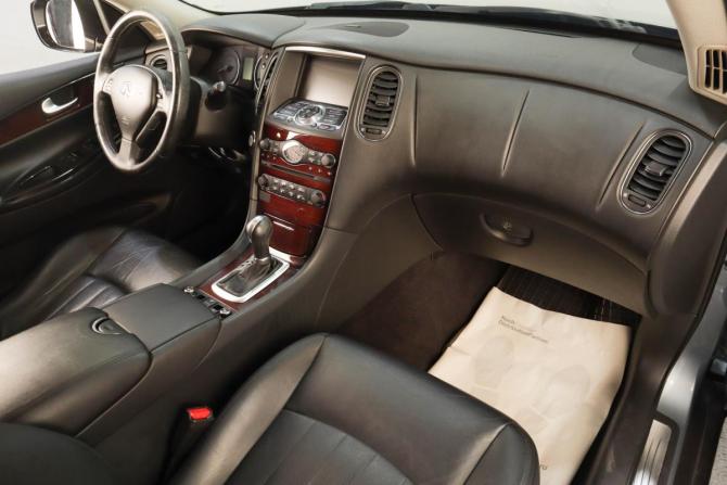 Infiniti QX50 I Рестайлинг с пробегом 2016 года, цена 2 179 000 рублей, 151000 км, внедорожник, Автокод Объявления