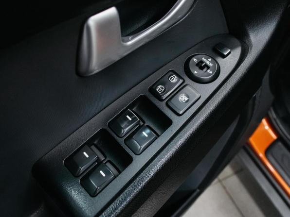 Kia Sportage III с пробегом 2011 года, цена 1 250 000 рублей, 166117 км, внедорожник, Автокод Объявления