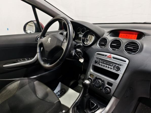 Peugeot 308 I с пробегом 2009 года, цена 415 000 рублей, 156869 км, хэтчбек, Автокод Объявления