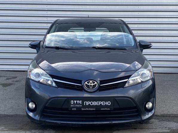 Toyota Verso I Рестайлинг с пробегом 2013 года, цена 1 419 000 рублей, 148021 км, компактвэн, Автокод Объявления