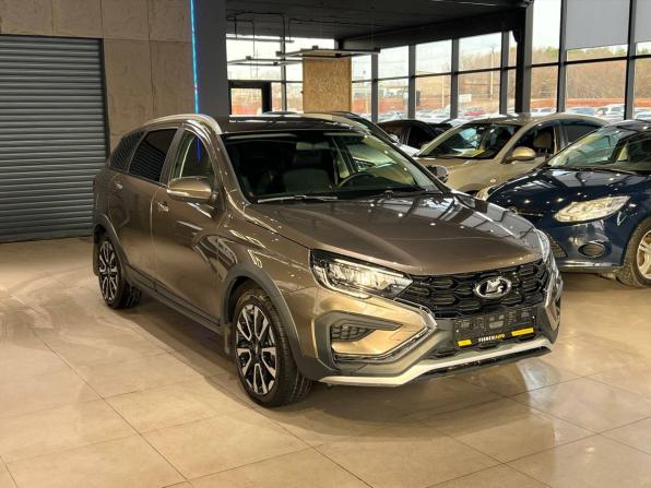 Lada (ВАЗ) Vesta I Рестайлинг (NG) с пробегом 2024 года, цена 1 665 000 рублей, 17850 км, универсал, Автокод Объявления