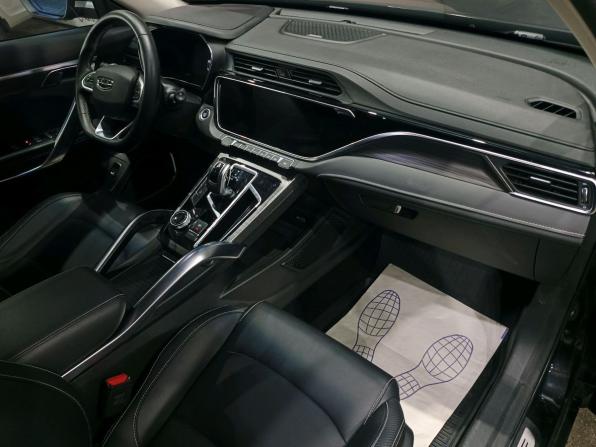 Geely Atlas Pro с пробегом 2023 года, цена 2 049 000 рублей, 38762 км, внедорожник, Автокод Объявления