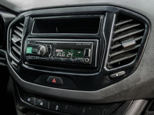 Lada (ВАЗ) Vesta I с пробегом 2018 года, цена 898 000 рублей, 133481 км, седан, Автокод Объявления