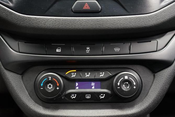 Lada (ВАЗ) Vesta I с пробегом 2021 года, цена 1 154 000 рублей, 97862 км, универсал, Автокод Объявления