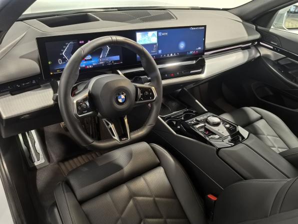 BMW 5 серии VIII (G60/G61/G68) с пробегом 2024 года, цена 7 590 000 рублей, 34654 км, седан, Автокод Объявления